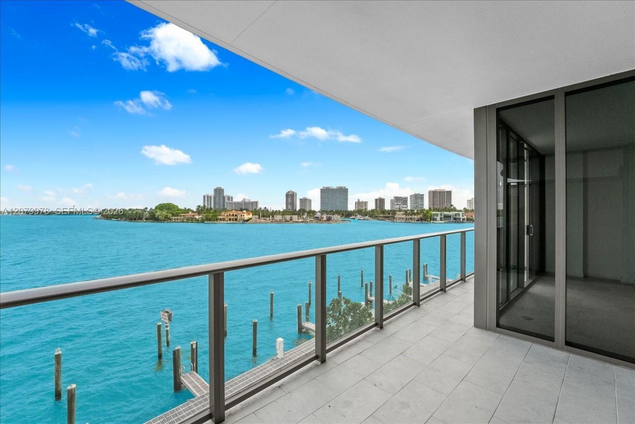 1135 103 St , Unit 403, Bay Harbor Islands, FL 33154 Photo
