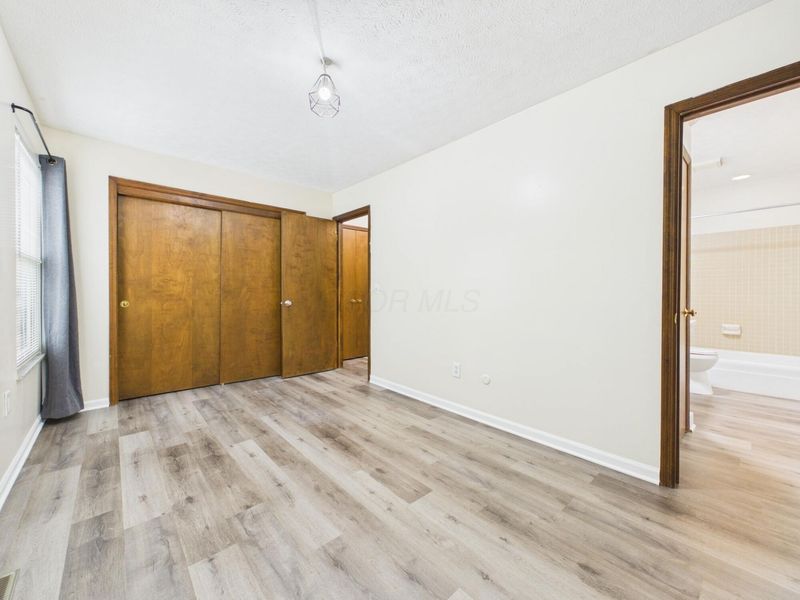 1577 Sandringham Court, Columbus, OH 43220 Photo 15