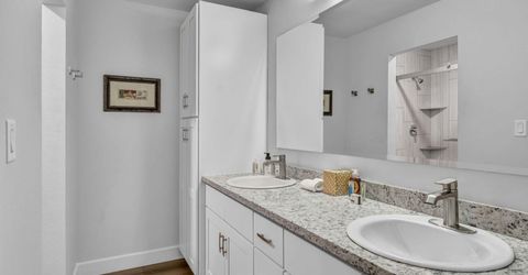 1954 S Villa Way, Reno, NV 89509 Photo