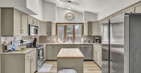 1954 S Villa Way, Reno, NV 89509 Photo