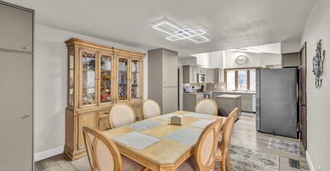 1954 S Villa Way, Reno, NV 89509 Photo