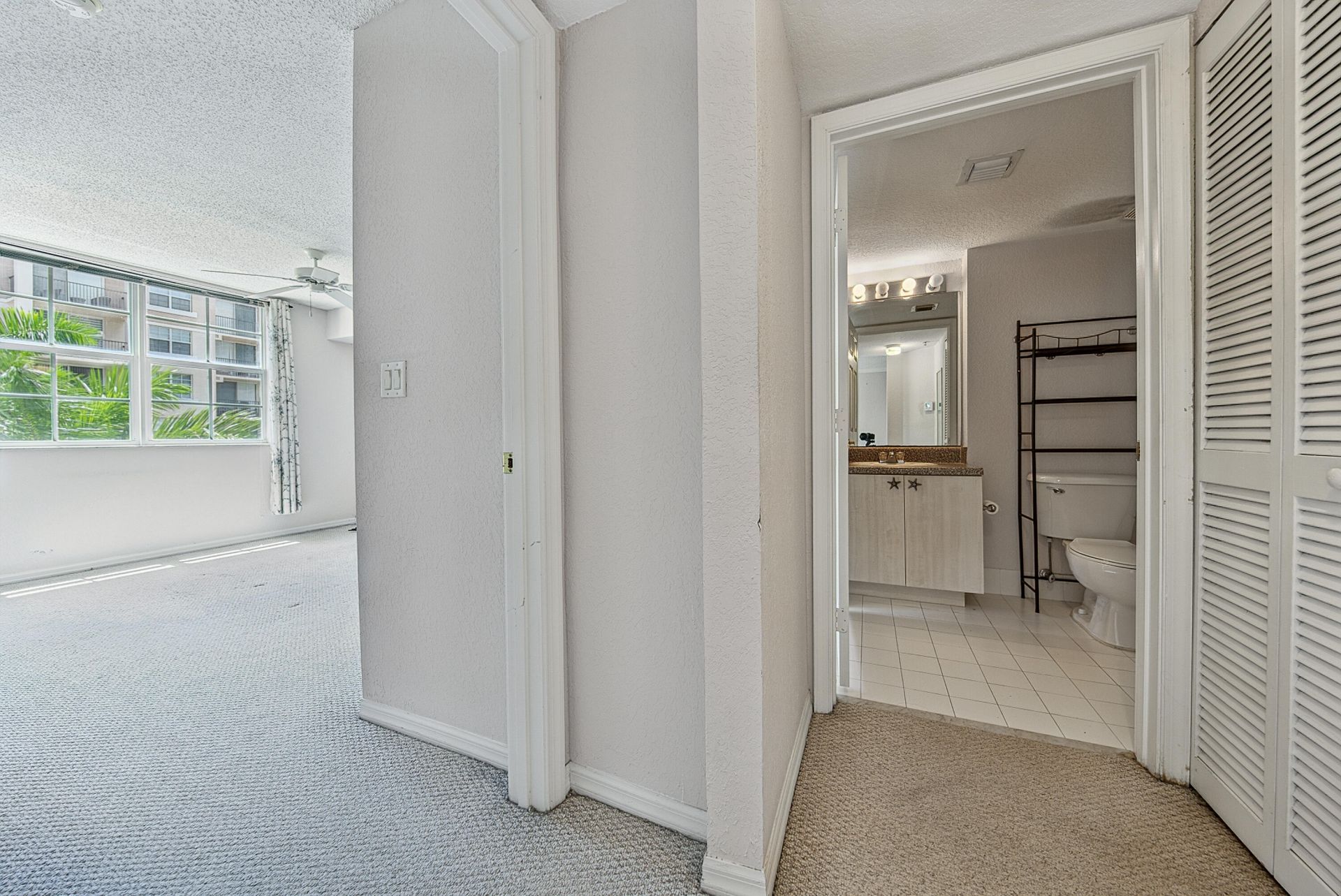 1801 N Flagler Drive, Unit 631, West Palm Beach, FL 33407 Photo
