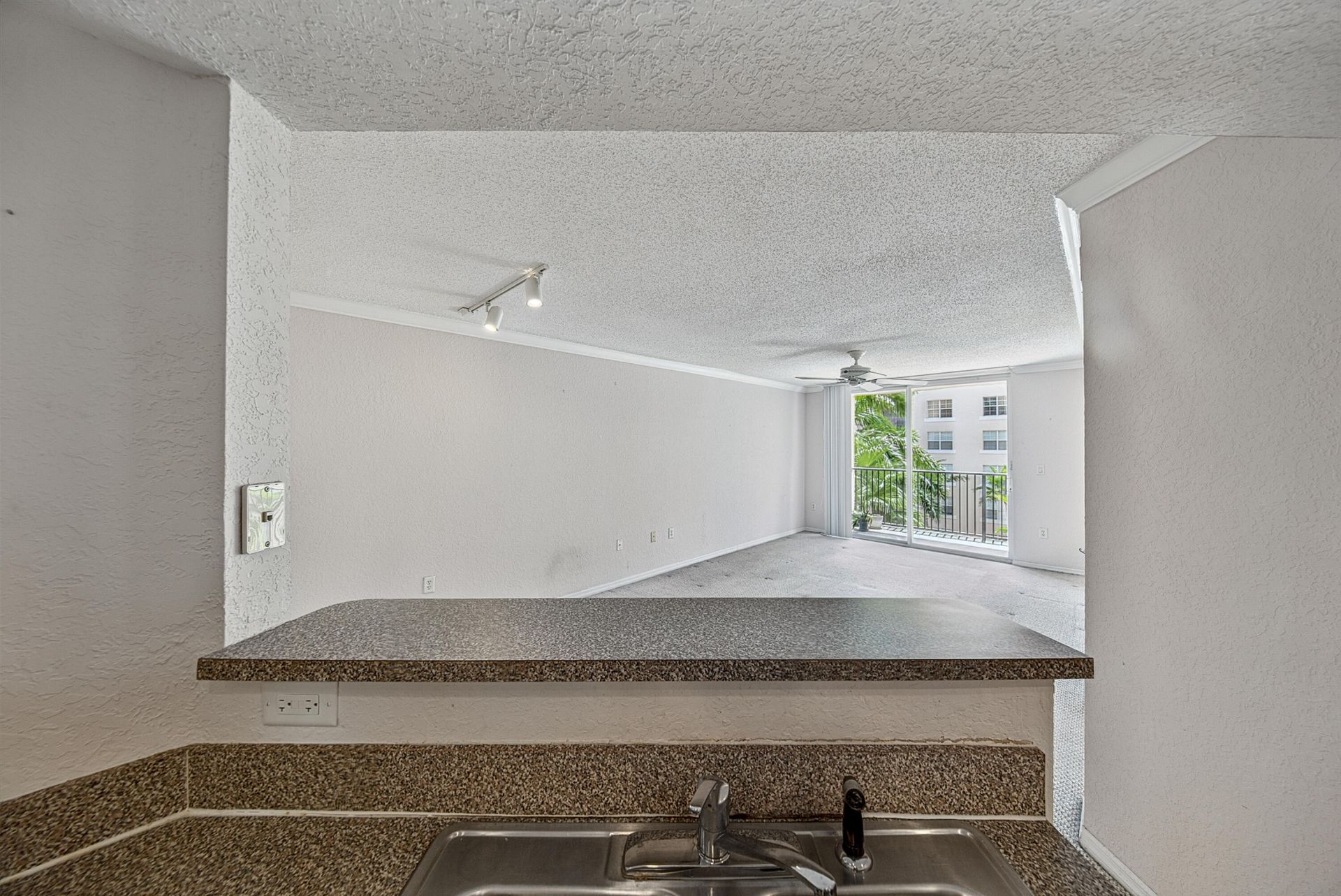 1801 N Flagler Drive, Unit 631, West Palm Beach, FL 33407 Photo