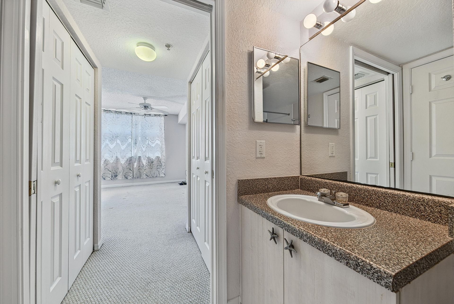 1801 N Flagler Drive, Unit 631, West Palm Beach, FL 33407 Photo