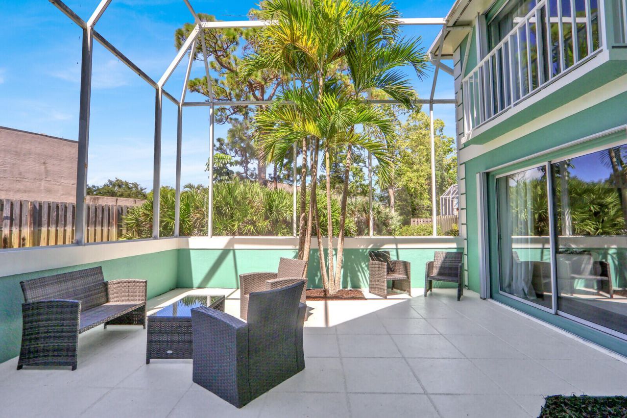 35 SE Beech Tree Lane, Stuart, FL 34994 Photo