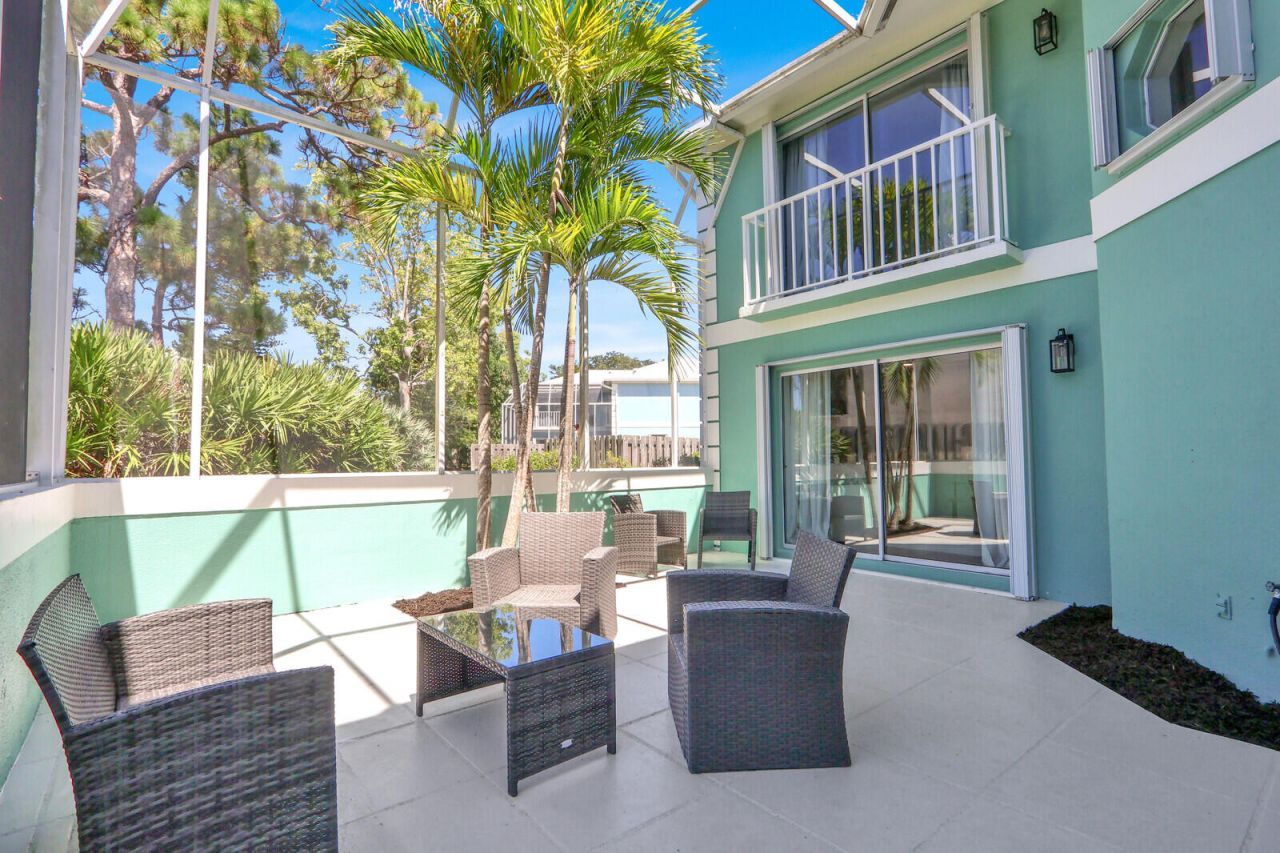 35 SE Beech Tree Lane, Stuart, FL 34994 Photo
