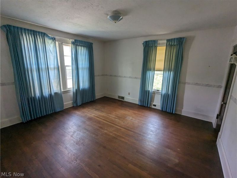 616 East Avenue, Elyria, OH 44035 Photo 22