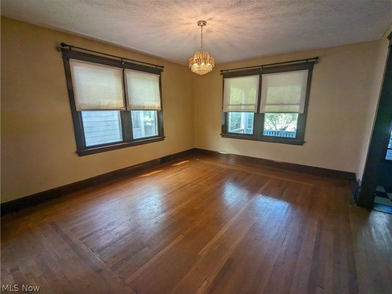 616 East Avenue, Elyria, OH 44035 Photo 8