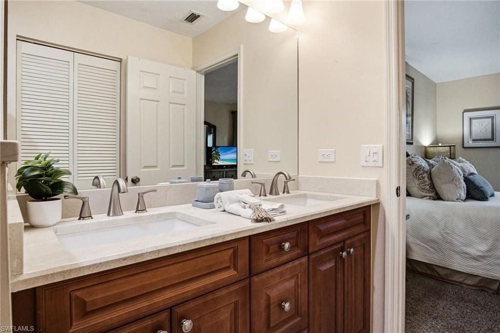 221 Fox Glen Dr, Unit 2302, Naples, FL 34104 Photo