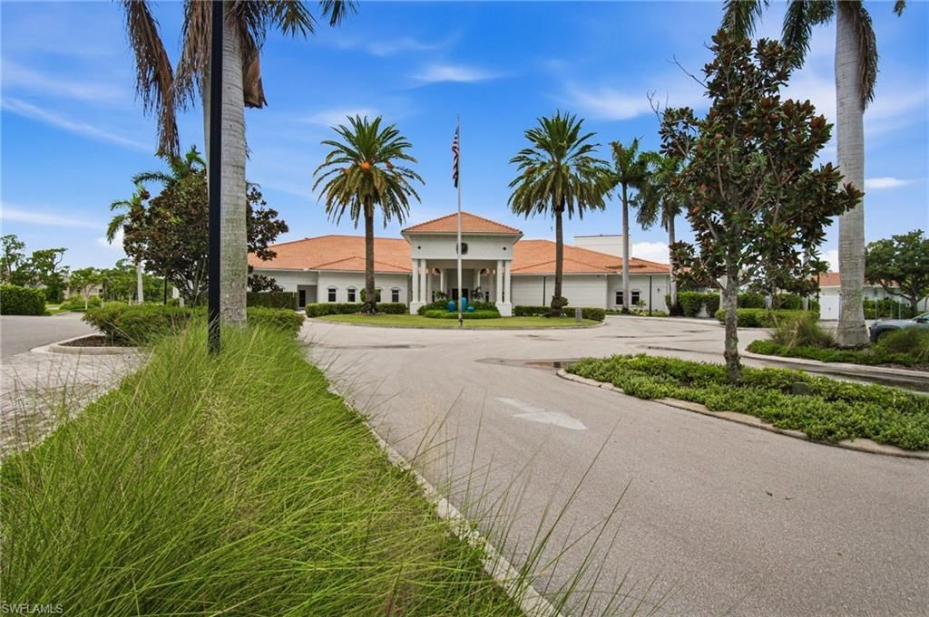 221 Fox Glen Dr, Unit 2302, Naples, FL 34104 Photo