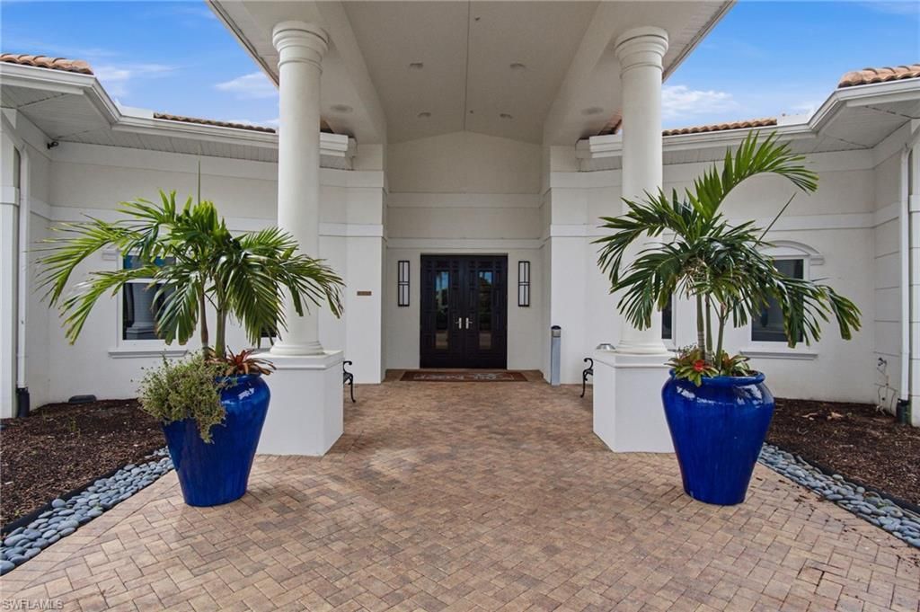 221 Fox Glen Dr, Unit 2302, Naples, FL 34104 Photo