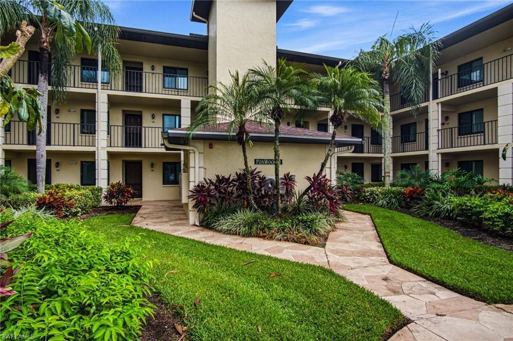 221 Fox Glen Dr, Unit 2302, Naples, FL 34104 Photo