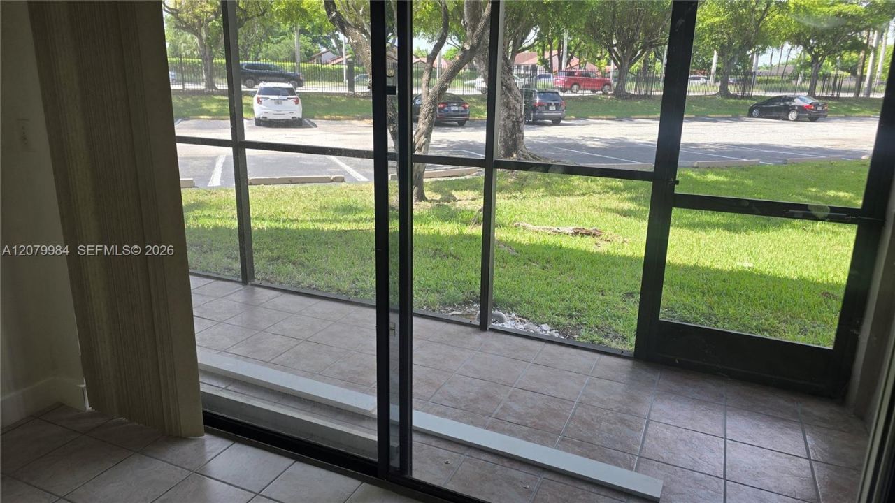 8650 SW 133rd Ave Rd, Unit 107, Miami, FL 33183 Photo