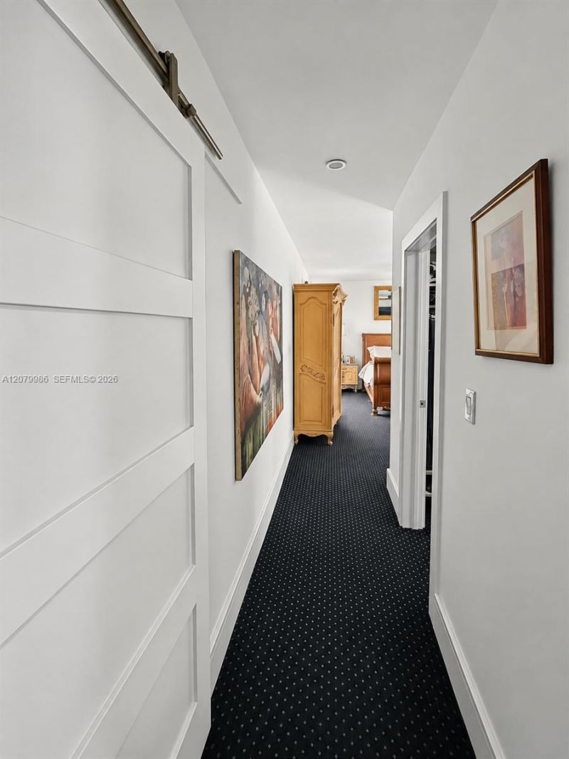 2421 NE 13th St, Fort Lauderdale, FL 33304 Photo