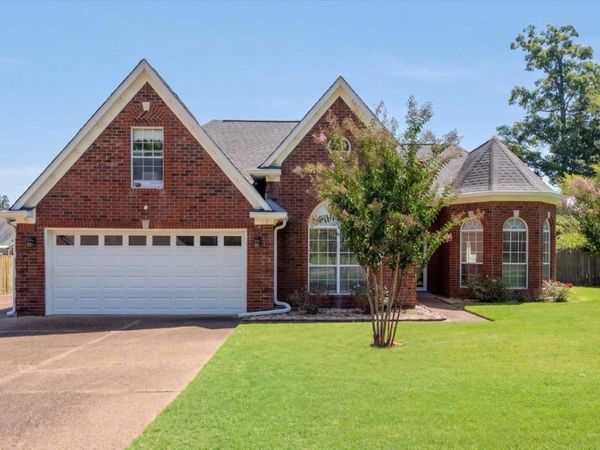 100 NORMA CAROL CV, Oakland, TN 38060
