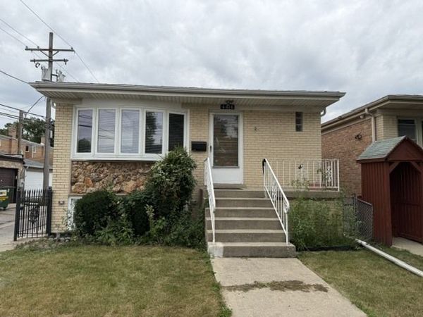 4414 N Nagle Avenue, Unit 1, Harwood Heights, IL 60706