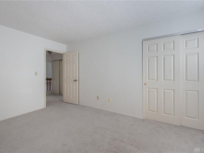 815 Hunters Ridge Drive, Fairborn, OH 45324 Photo 22