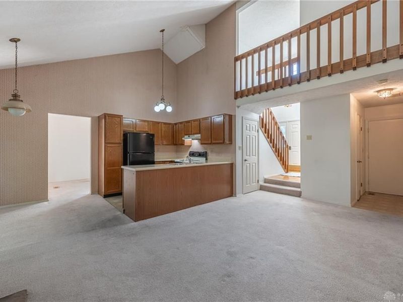 815 Hunters Ridge Drive, Fairborn, OH 45324 Photo 6