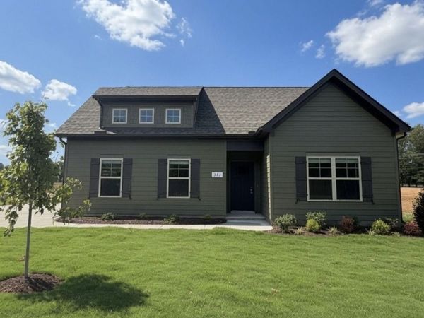 351 Stillwater Way , Tullahoma, TN 37388