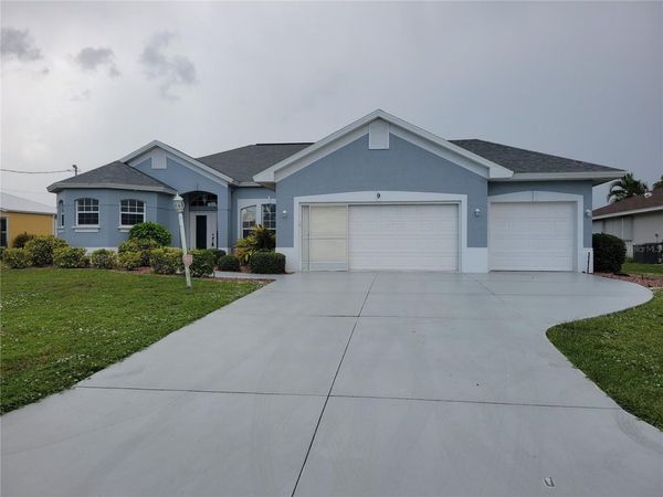 9 BUNKER TERRACE , ROTONDA WEST, FL 33947