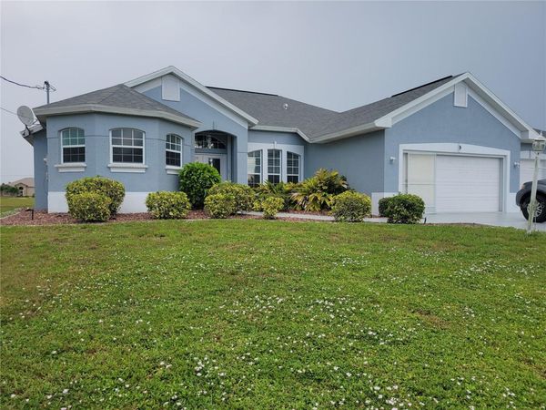 9 BUNKER TERRACE , ROTONDA WEST, FL 33947
