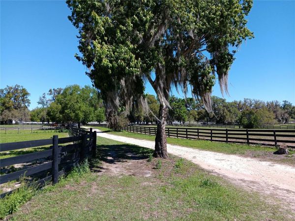 2630 NW 140TH STREET, CITRA, FL 32113