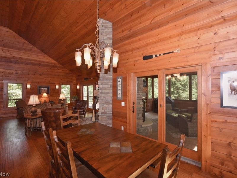 1321 Whispering Pines Drive SW, Dellroy, OH 44620 Photo 14