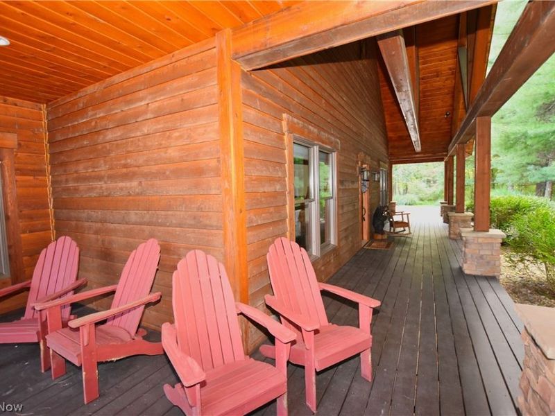 1321 Whispering Pines Drive SW, Dellroy, OH 44620 Photo 2