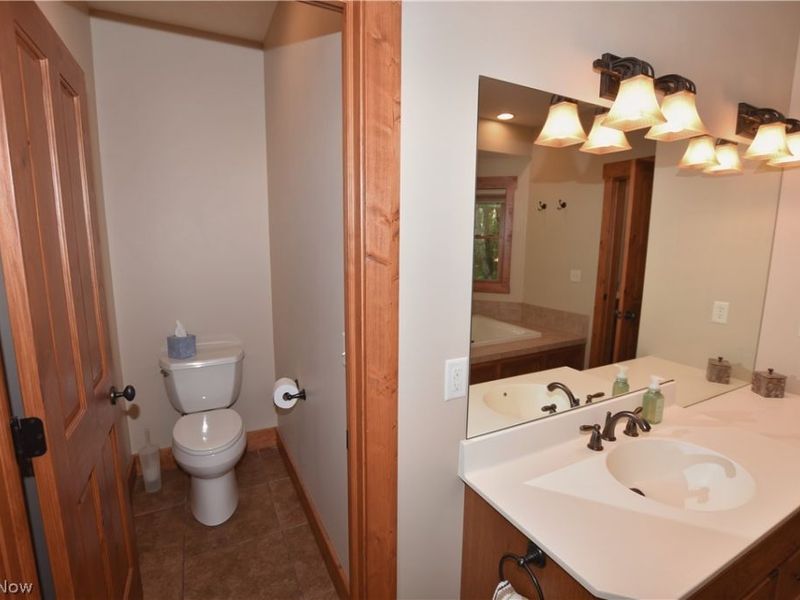 1321 Whispering Pines Drive SW, Dellroy, OH 44620 Photo 25