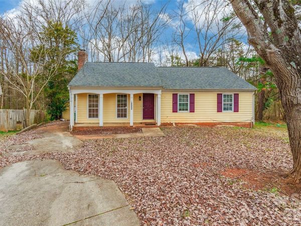 3552 Braewick Place , Charlotte, NC 28227