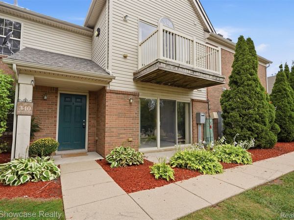340 Brookfield Drive, Westland, Mi 48185