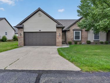 5034 Sandalwood Drive , Grand Blanc Township, Mi 48439