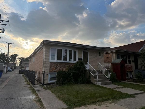 4414 N Nagle Avenue, Harwood Heights, IL 60706
