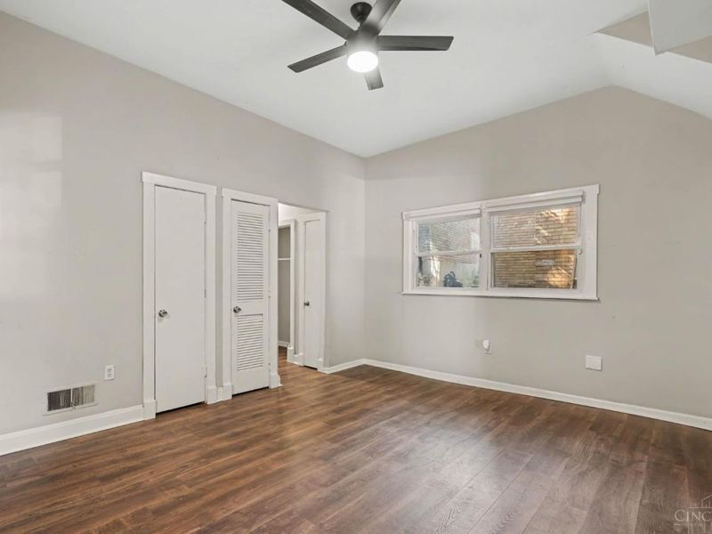 2149 W Clifton Avenue, Cincinnati, OH 45219 Photo 17