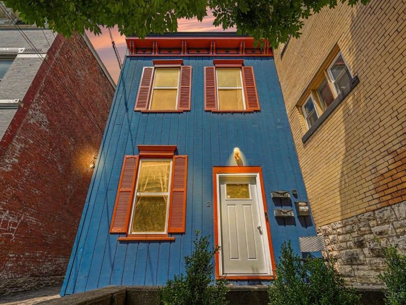 2149 W Clifton Avenue, Cincinnati, OH 45219 Photo 2