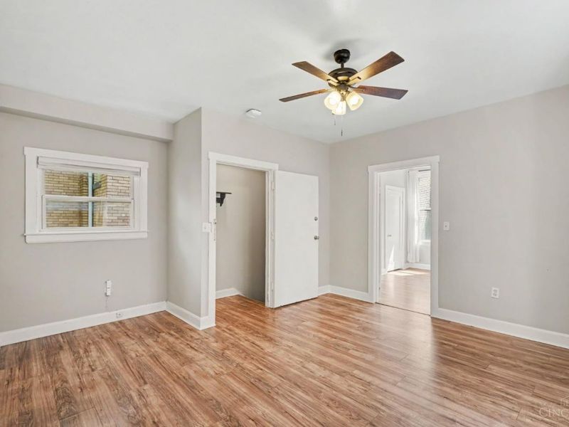 2149 W Clifton Avenue, Cincinnati, OH 45219 Photo 21