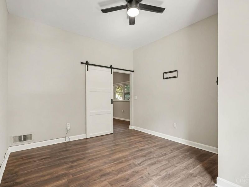 2149 W Clifton Avenue, Cincinnati, OH 45219 Photo 5