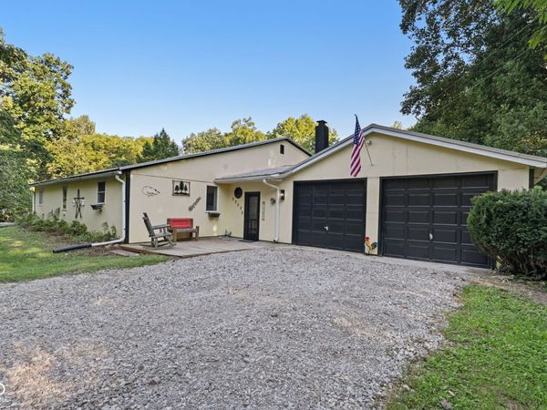 3202 E County Road 800 N, Bainbridge, IN 46105