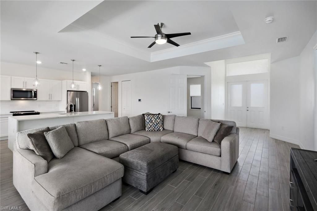 1613 NW 42nd Pl, Cape Coral, FL 33993 Photo