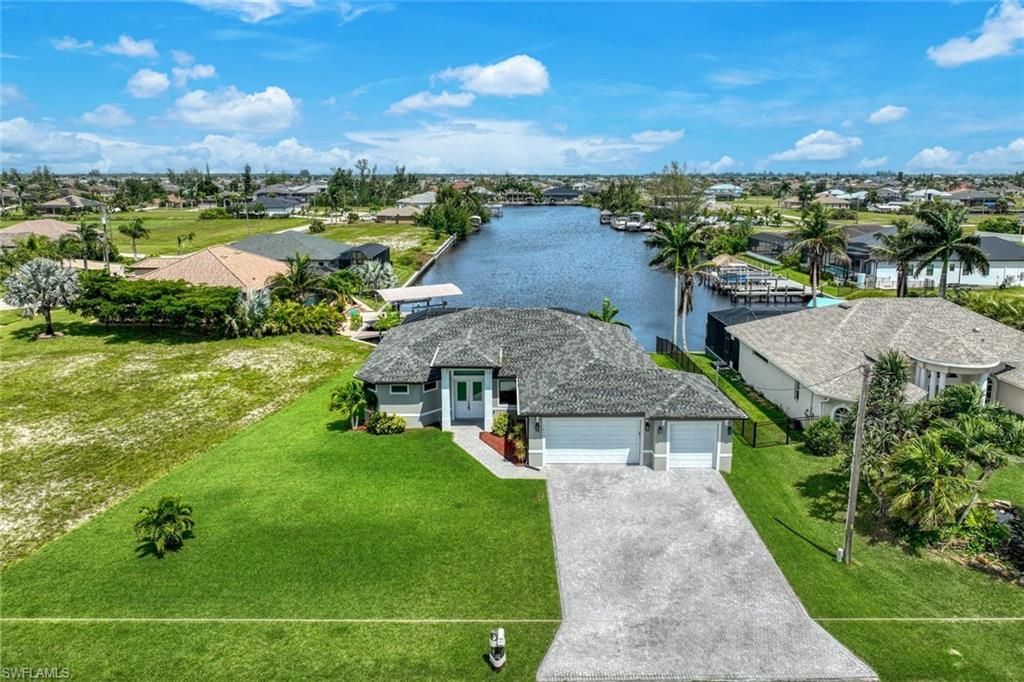 1613 NW 42nd Pl, Cape Coral, FL 33993 Photo