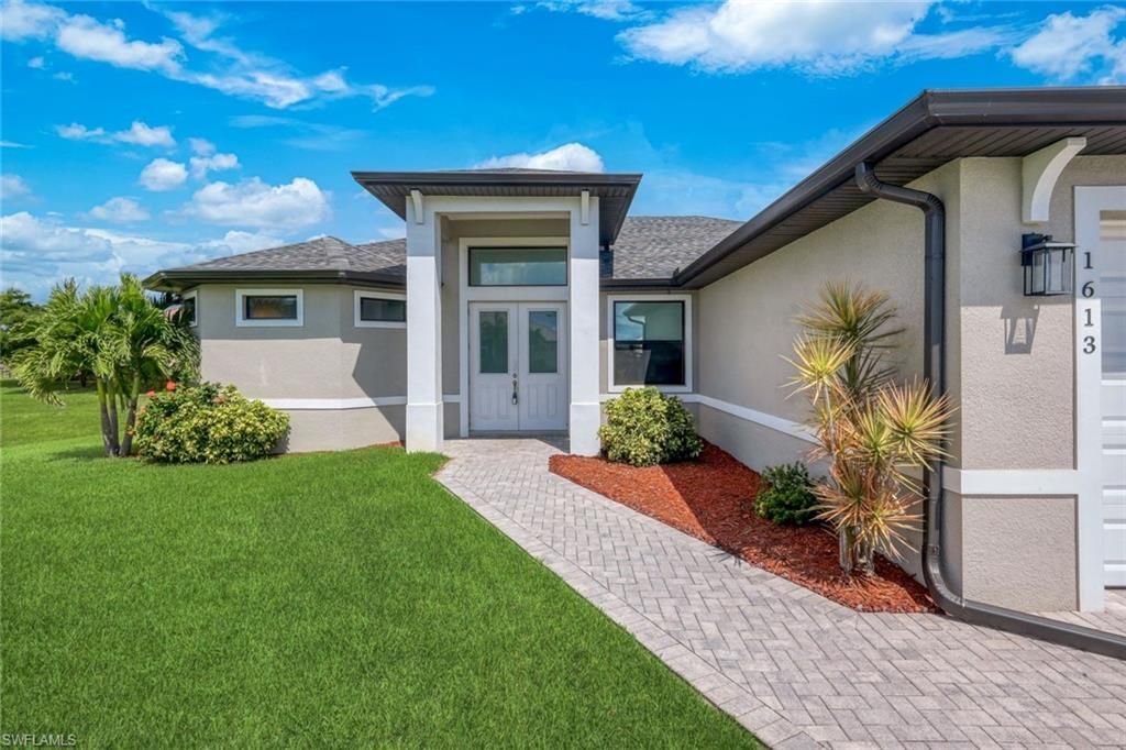1613 NW 42nd Pl, Cape Coral, FL 33993 Photo