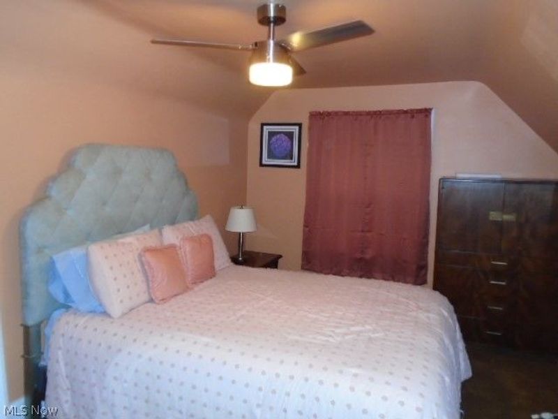 1295 Broadway Avenue, Bedford, OH 44146 Photo 18