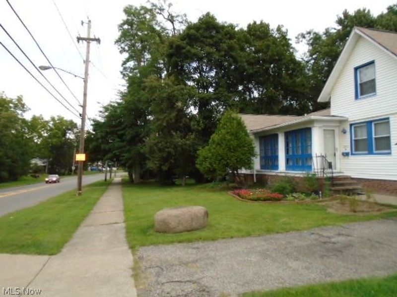 1295 Broadway Avenue, Bedford, OH 44146 Photo 3