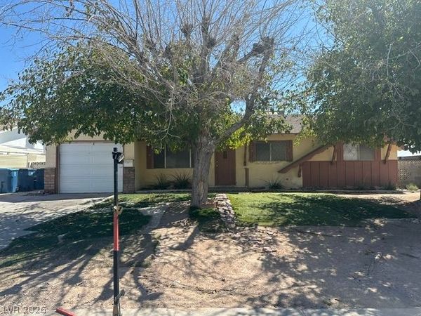 3322 S Pecos Road , Las Vegas, NV 89121