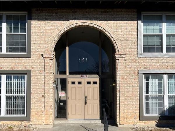3159 Carefree Lane, Unit H, Florissant, MO 63033