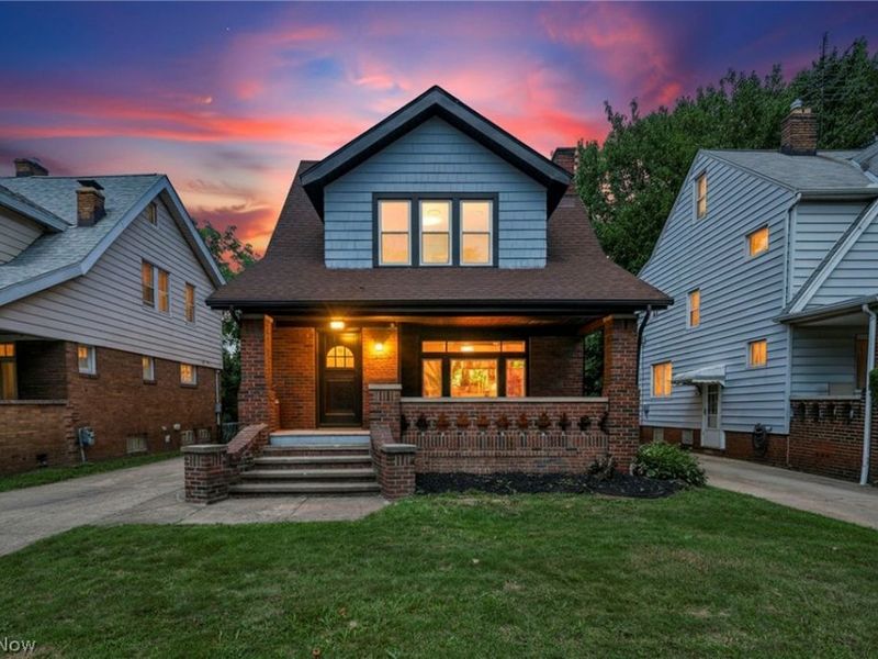 18101 Hiller Avenue, Cleveland, OH 44119 Photo 2