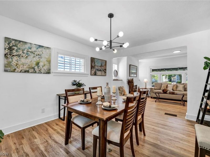 18101 Hiller Avenue, Cleveland, OH 44119 Photo 6