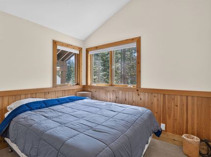 7231 Alpine Way , Soda Springs, CA 95728 Photo