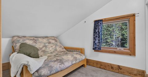 7231 Alpine Way , Soda Springs, CA 95728 Photo