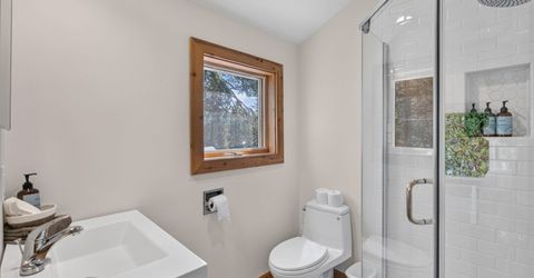 7231 Alpine Way , Soda Springs, CA 95728 Photo
